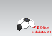 UG画足球