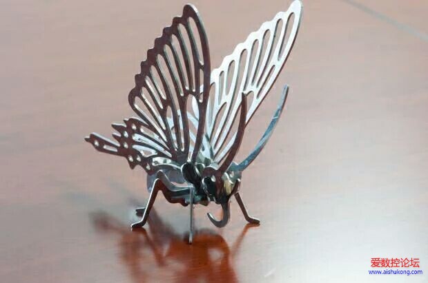 线切割工艺品中国龙与蝴蝶